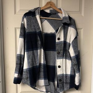 SHEIN Small light plaid jacket/flannel